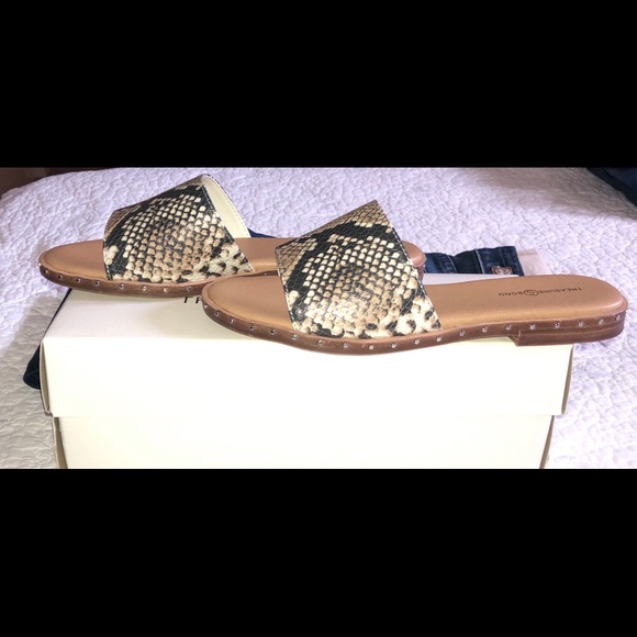 Treasure & Bond Mila Slide Snake Faux Sandal 9M - Picture 4 of 7